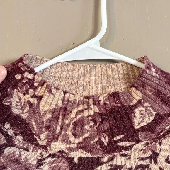 LC Lauren Conrad Floral Mock Neck Pullover Sweater in Wine Color Size Large - Picture 4 of 9